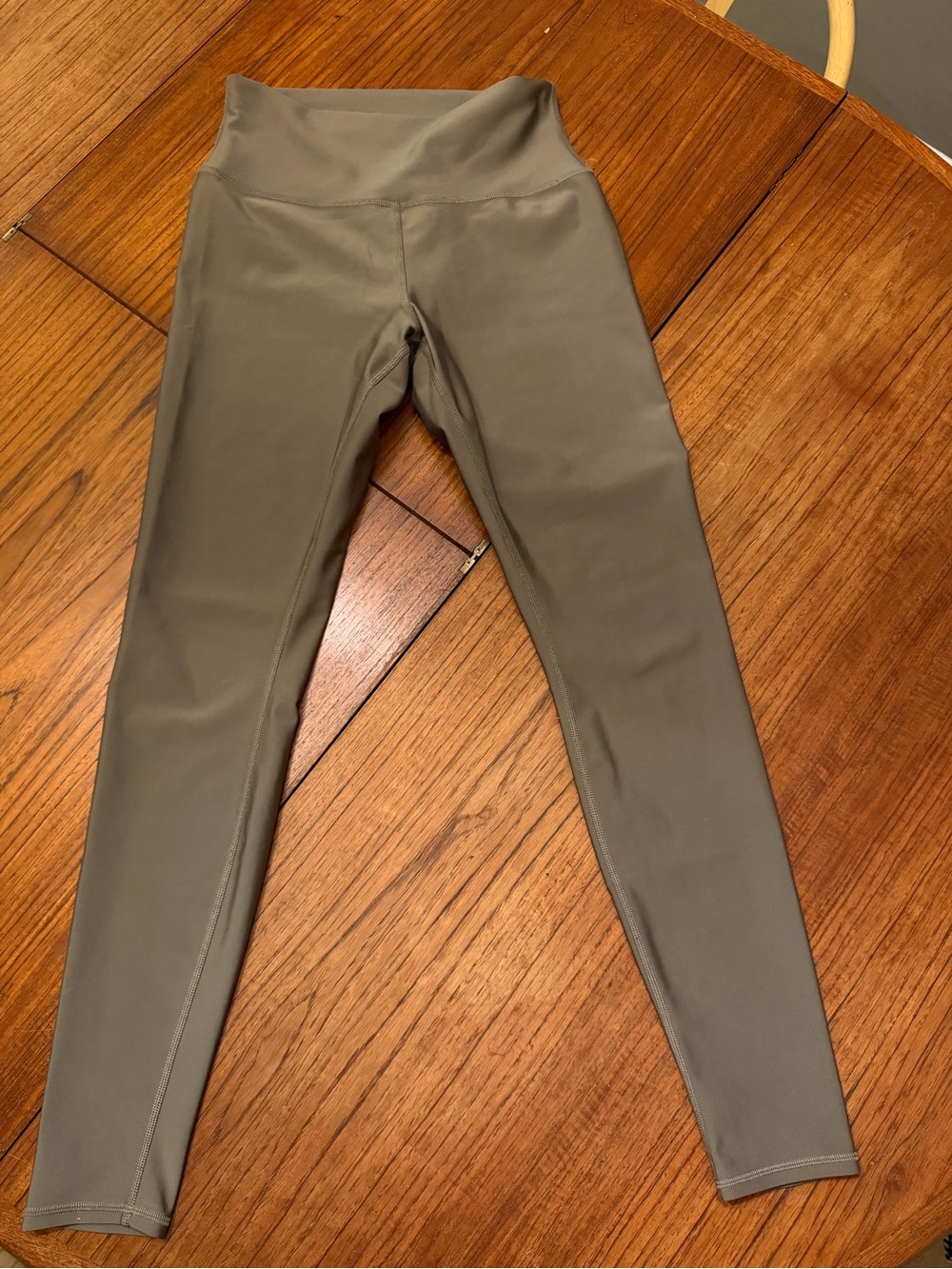 Alo Airlift Leggings